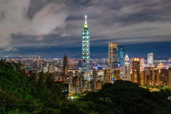 TAIWAN-LINE 4-WESTERN ROUTE TOUR QINGJING YILAN 7D6N