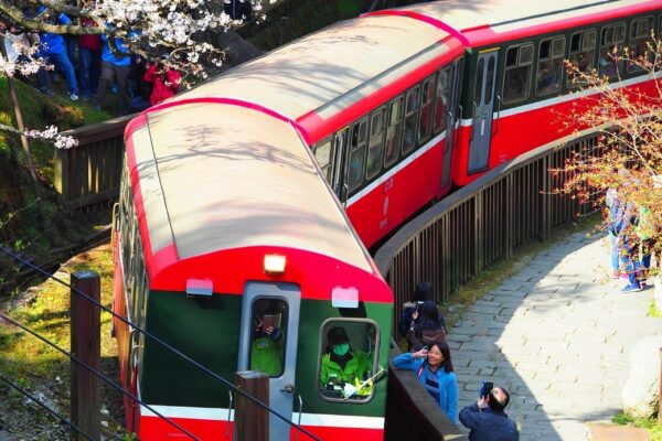 TAIWAN-LINE 3-WESTERN ROUTE TOUR ALISHAN 7D6N